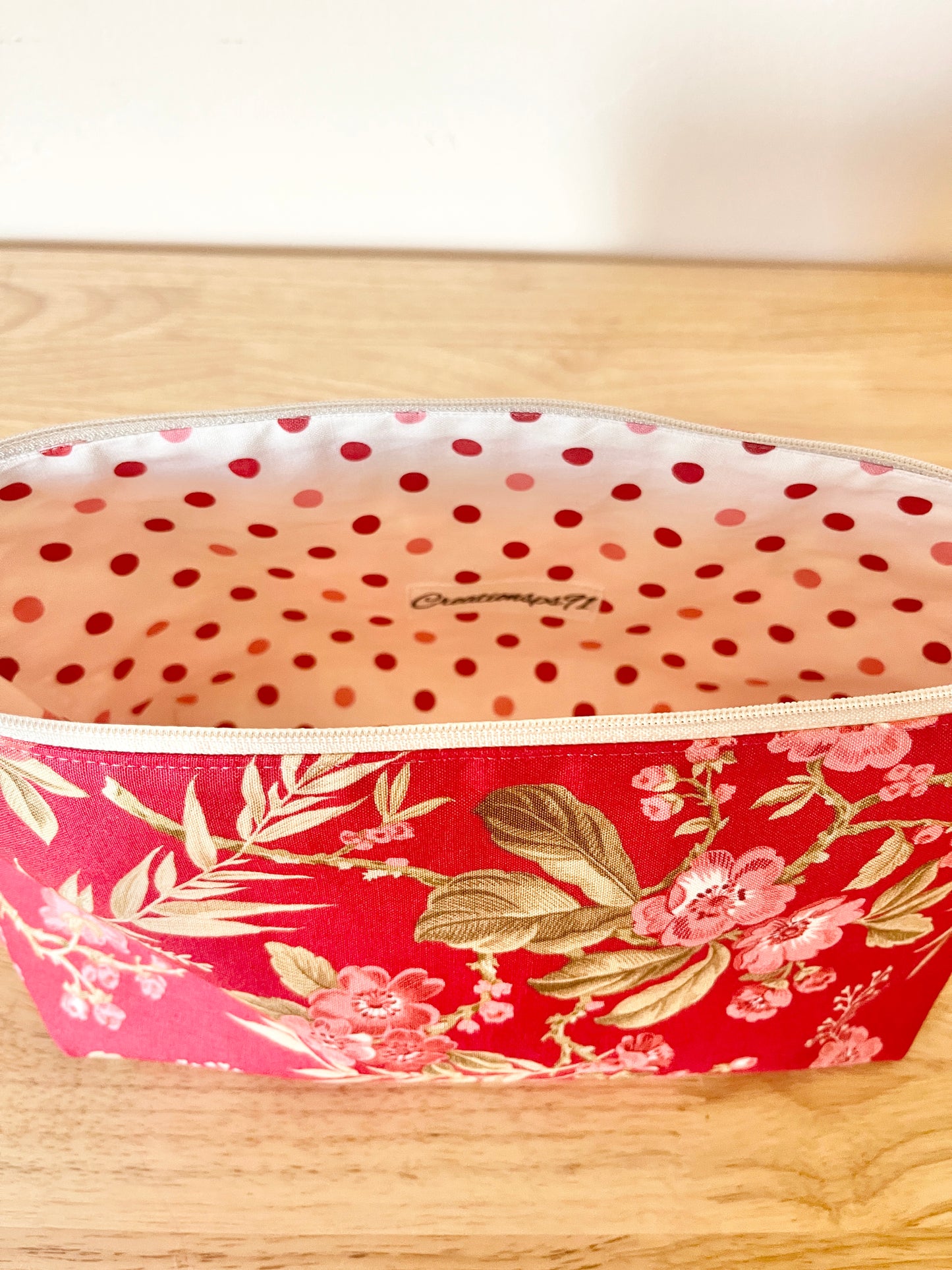 Floral Cotton Zipper pouch: Long Box Bottom Design