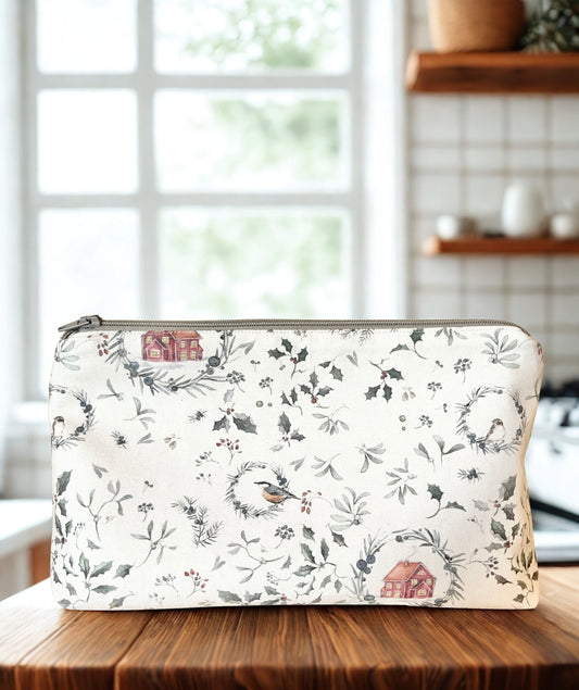 Winter Romance Zipper Pouch: 100% Cotton, Cream Lining