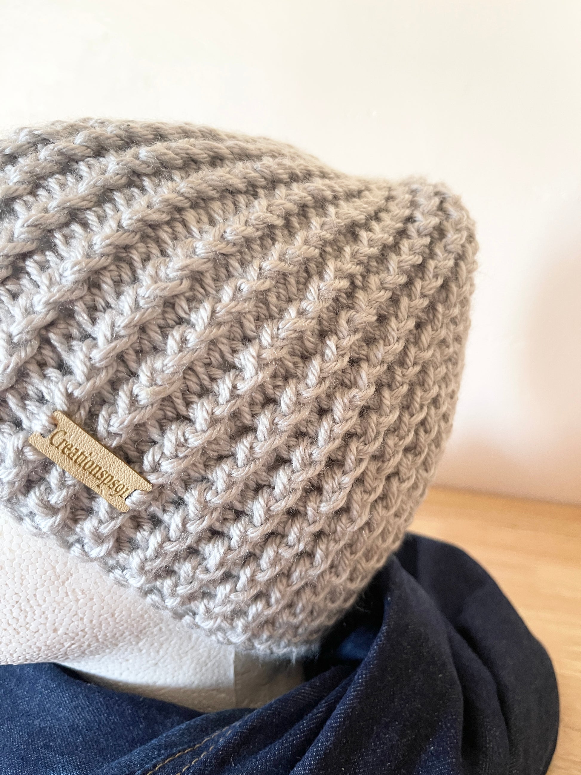 Handmade crochet Unsex beanie , 100% premium acrylic yarn, circumference 22" 9"L, washable and tumble dry