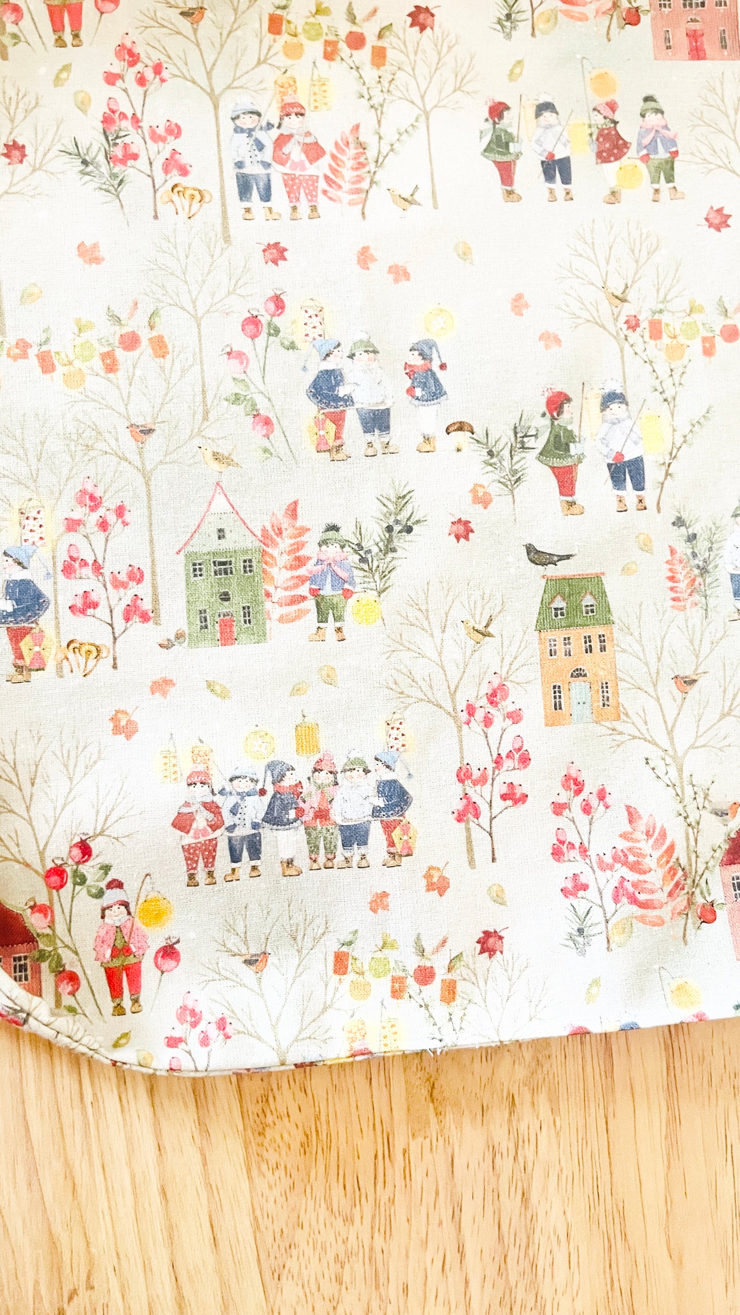Light Rose Linen Look Tote Bag: Lantern & Children Liner