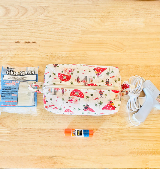 Handmade Boxy Zipper Pouch