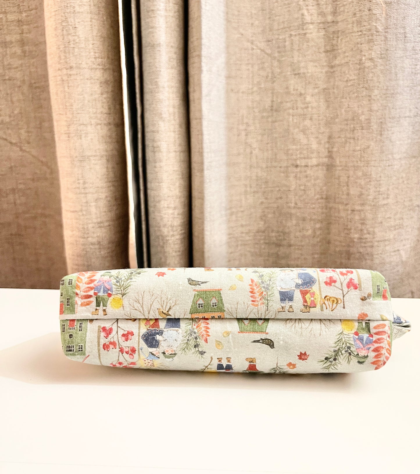 Cotton Pencil Pouch:Lantern & Children Motif