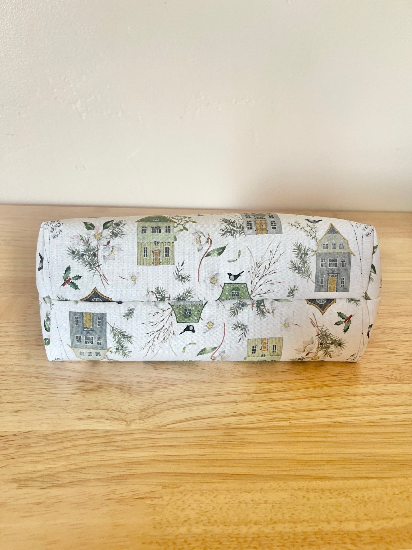 Wintergreen Zipper Pouch: 100% Cotton, Long Bottom