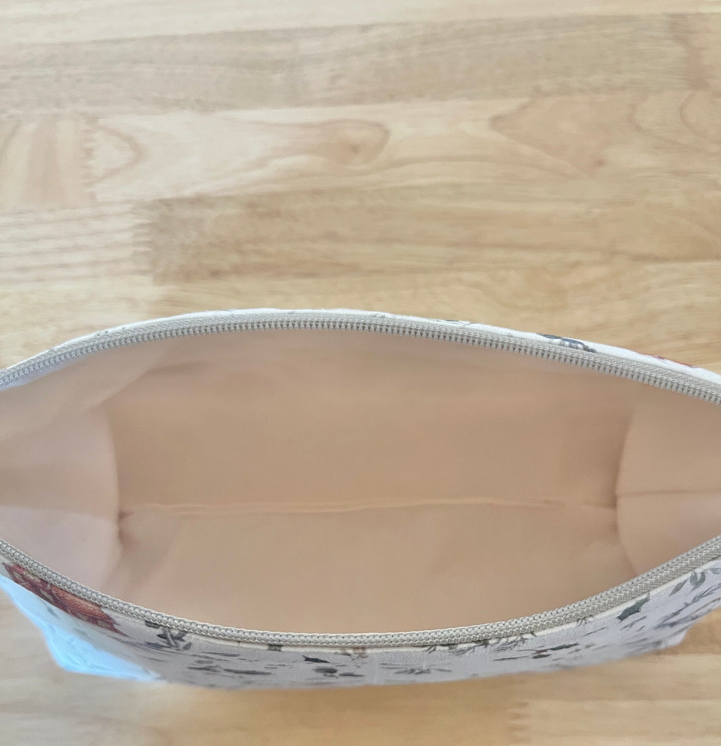 Winter Romance Zipper Pouch: 100% Cotton, Cream Lining